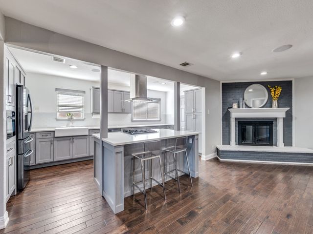 8317 Baumgarten Drive, Dallas, TX 75228