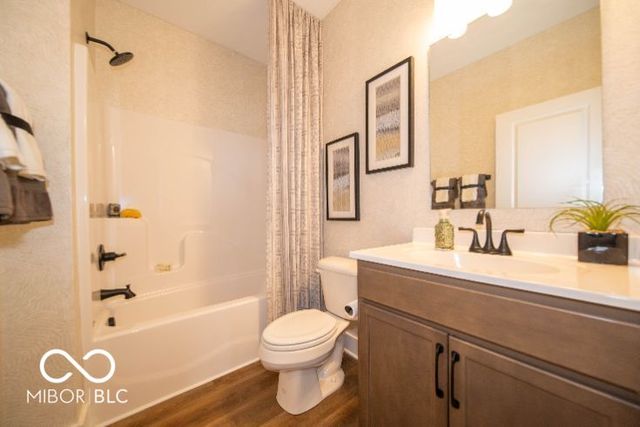 6416 Enclave Boulevard, Whitestown, IN 46075