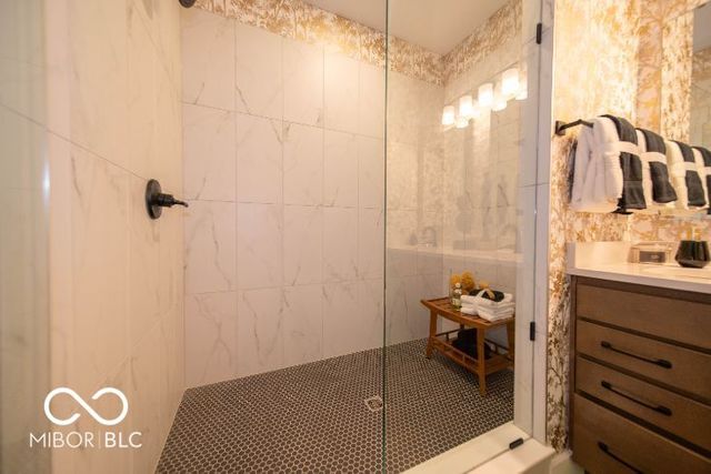 6416 Enclave Boulevard, Whitestown, IN 46075