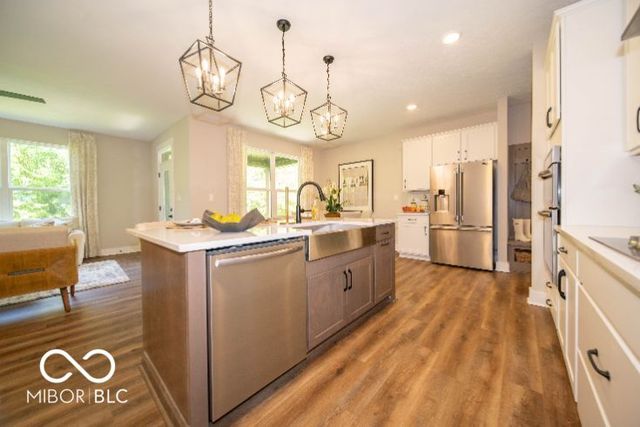 6416 Enclave Boulevard, Whitestown, IN 46075