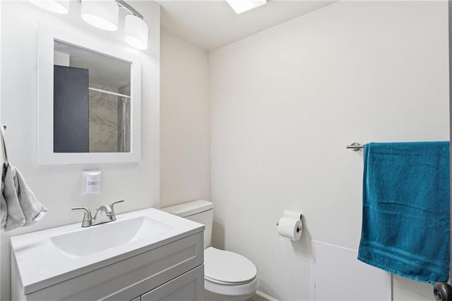 120 N 1st Street, Blue Springs, MO 64014