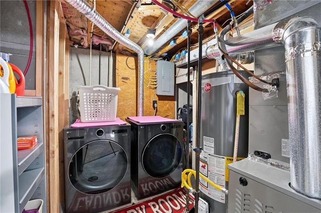 120 N 1st Street, Blue Springs, MO 64014