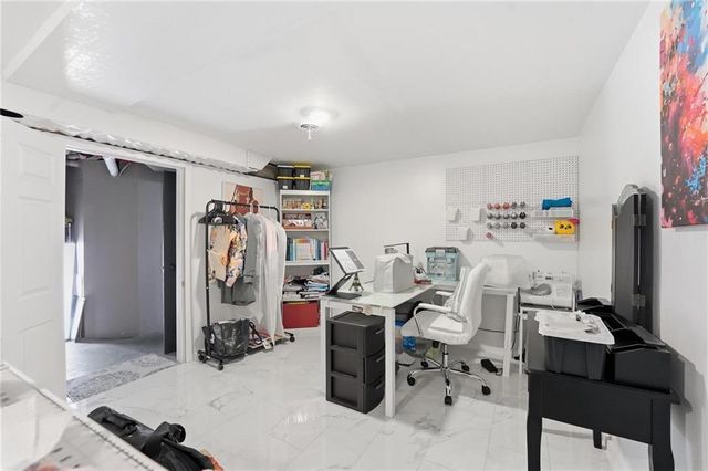 120 N 1st Street, Blue Springs, MO 64014