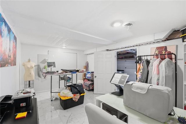 120 N 1st Street, Blue Springs, MO 64014