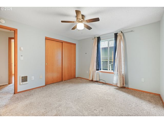 200 S BINA Dr, Newberg, OR 97132