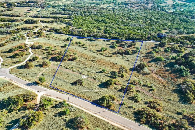 732 Whiskey Trail, Blanco, TX 78606