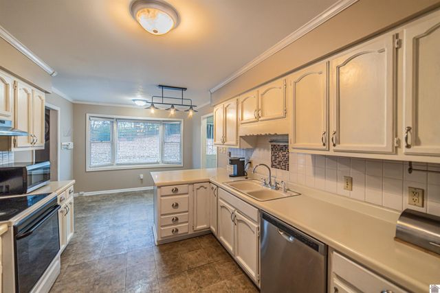 102 Harper Drive, Benton, KY 42025