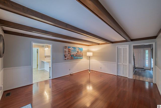 102 Harper Drive, Benton, KY 42025