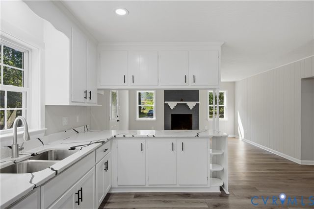 5411 Otterdale Rd, Midlothian, VA 23120