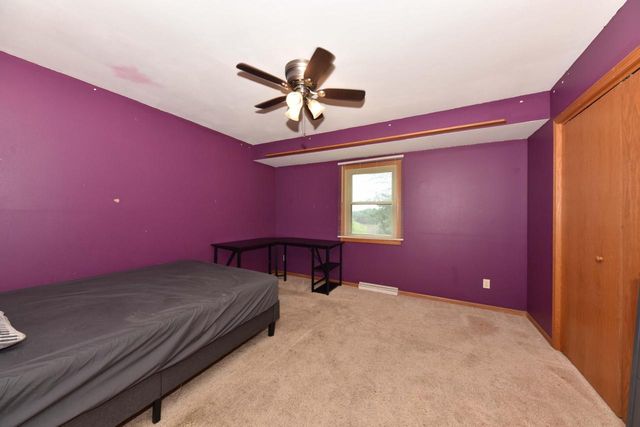 1308 Wolf DRIVE, West Bend, WI 53090