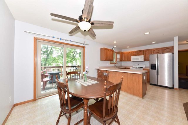 1308 Wolf DRIVE, West Bend, WI 53090