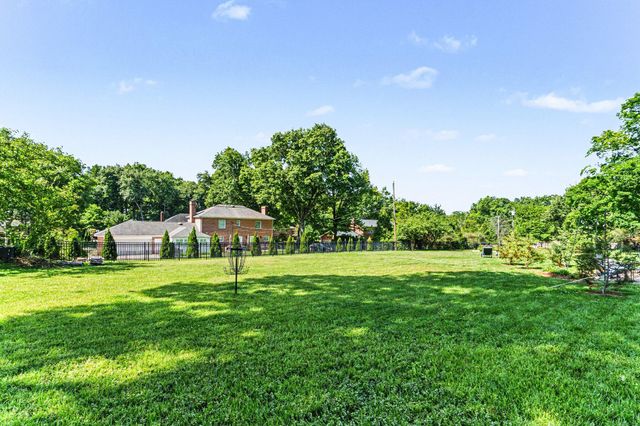 1941 Provincial Lane, Fort Mitchell, KY 41011