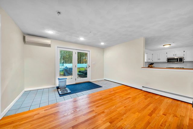 27 Norwood Road, Salem, NH 03079