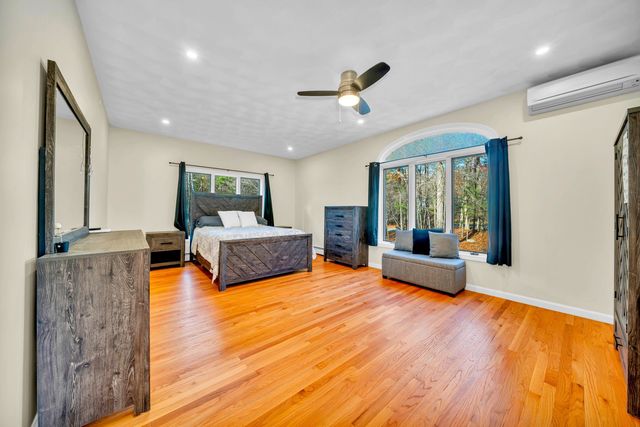 27 Norwood Road, Salem, NH 03079