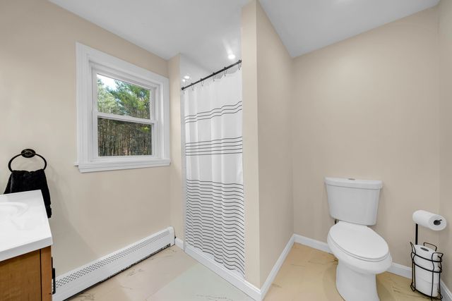 27 Norwood Road, Salem, NH 03079