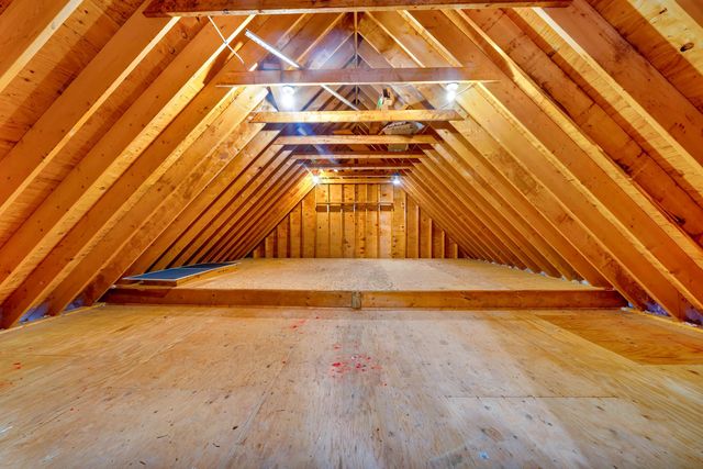 27 Norwood Road, Salem, NH 03079