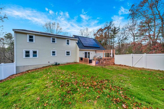 27 Norwood Road, Salem, NH 03079