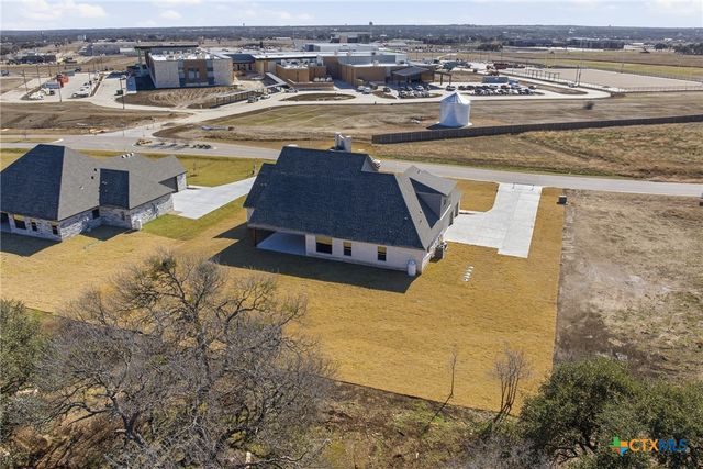 11012 Eagle Walk Boulevard, Salado, TX 76571