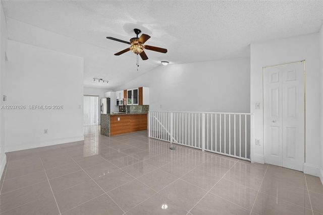 3574 W 80th St 63-201, Hialeah, FL 33018