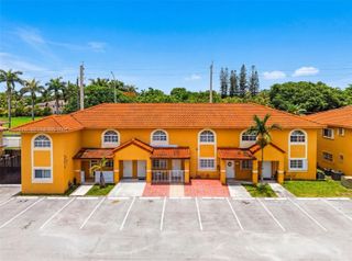 3574 W 80th St 63-201, Hialeah, FL 33018