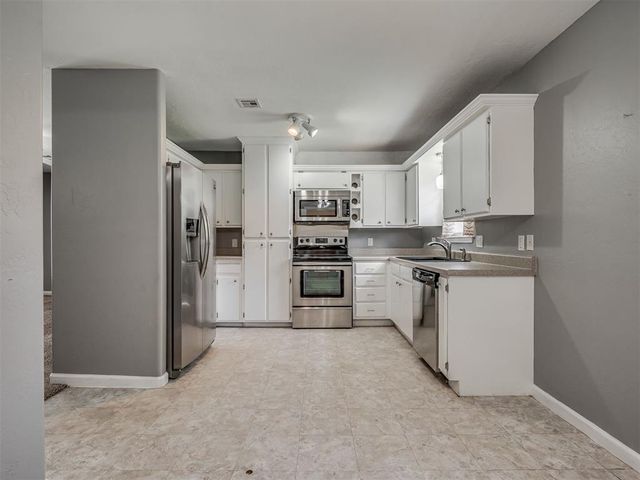 3910 Lawn Drive, Oklahoma City, OK 73115