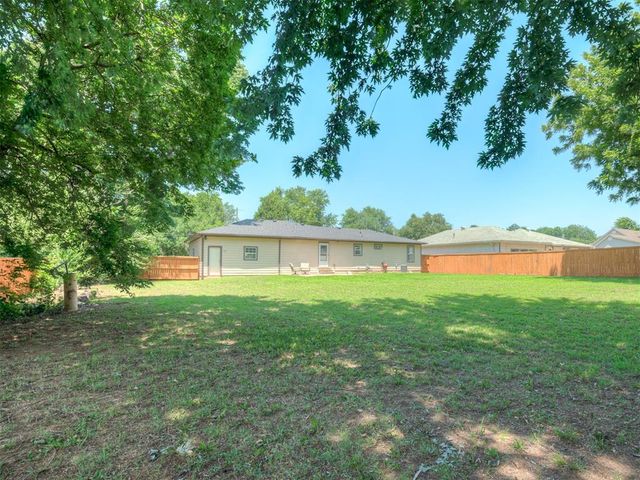 3910 Lawn Drive, Oklahoma City, OK 73115