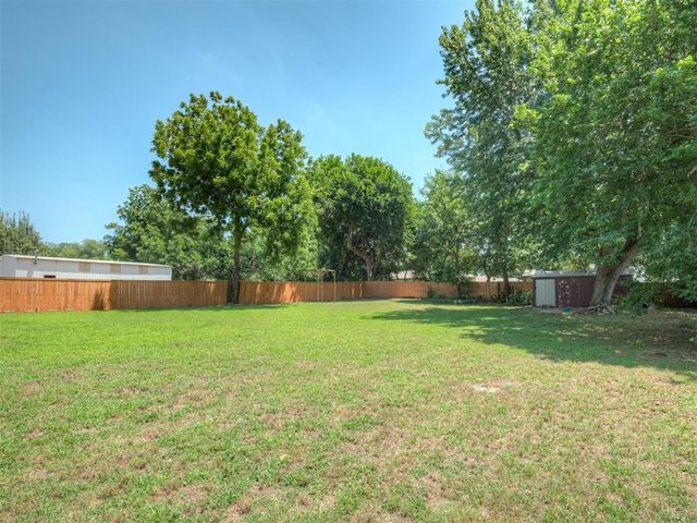3910 Lawn Drive, Oklahoma City, OK 73115
