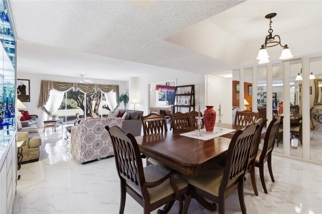 6768 10th Avenue 115, Lake Worth, FL 33467