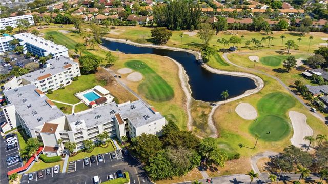 6768 10th Avenue 115, Lake Worth, FL 33467