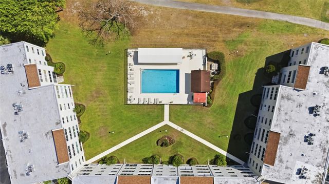 6768 10th Avenue 115, Lake Worth, FL 33467