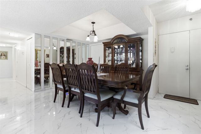 6768 10th Avenue 115, Lake Worth, FL 33467