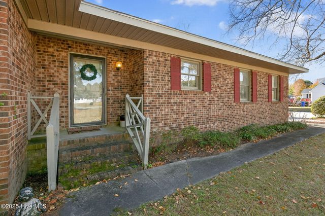 1205 Brookhaven Drive NW, Wilson, NC 27896