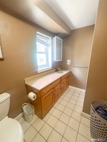 20 French Street, Seymour, CT 06483