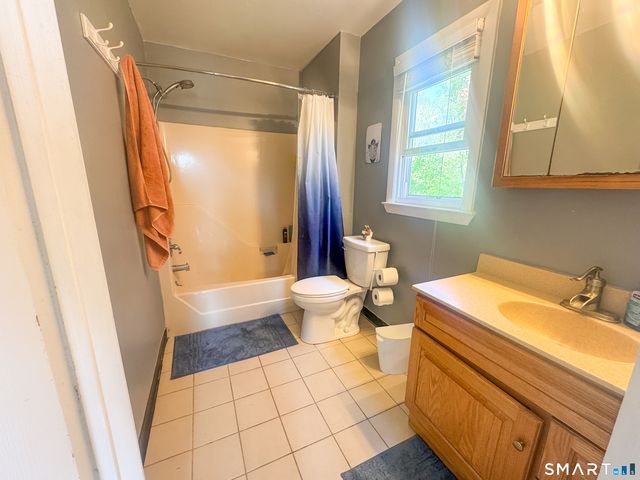 20 French Street, Seymour, CT 06483