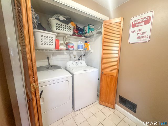 20 French Street, Seymour, CT 06483