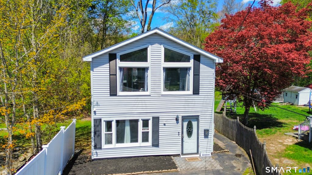 20 French Street, Seymour, CT 06483