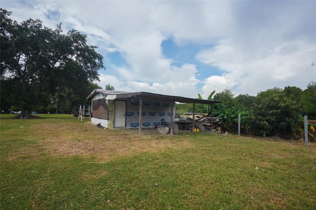 727 E Jasmine Street, Fresno, TX 77545