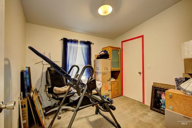 7687 Winter Horses Dr, Middleton, ID 83644