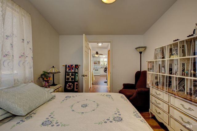 7687 Winter Horses Dr, Middleton, ID 83644