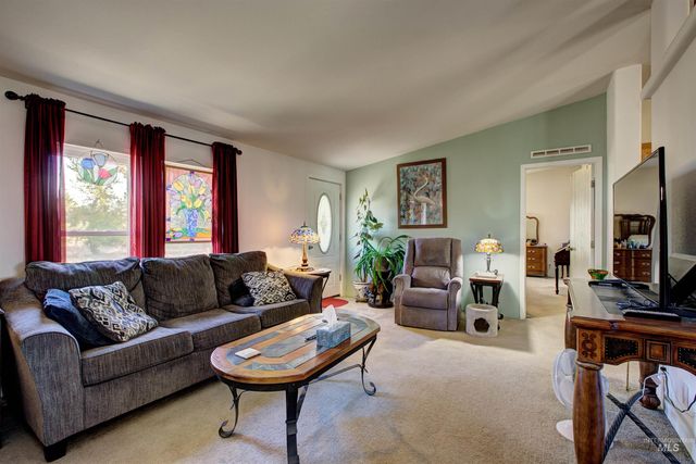 7687 Winter Horses Dr, Middleton, ID 83644