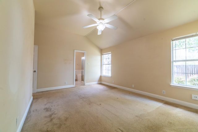 8412 HILL ROCK DR, Round Rock, TX 78681