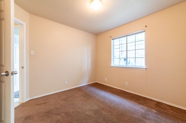 8412 HILL ROCK DR, Round Rock, TX 78681