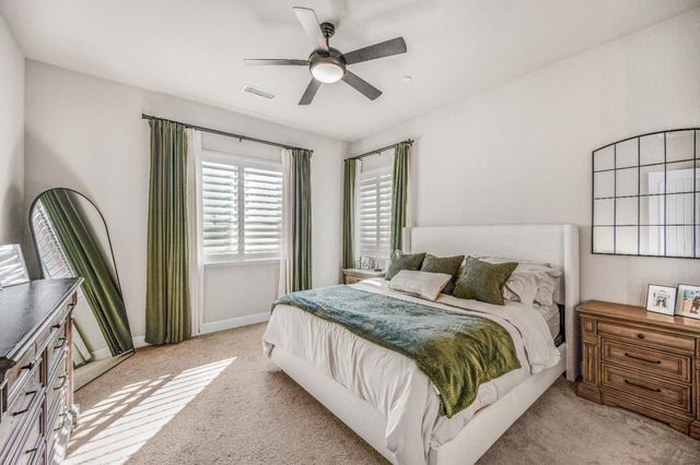 1617 N Megan Avenue, Clovis, CA 93619