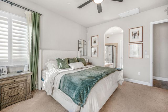 1617 N Megan Avenue, Clovis, CA 93619