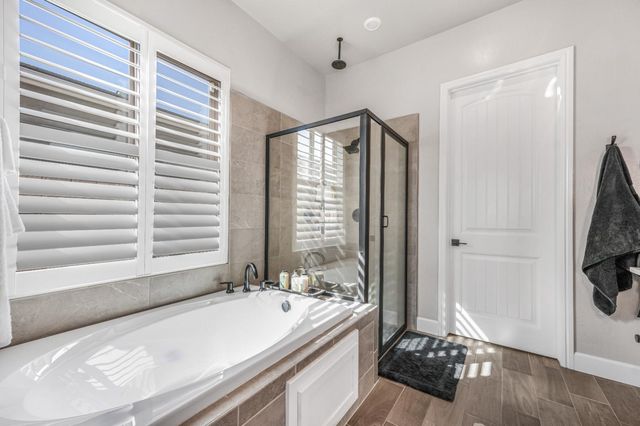 1617 N Megan Avenue, Clovis, CA 93619