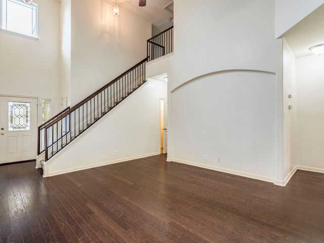 2017 Nestlewood DR, Austin, TX 78754