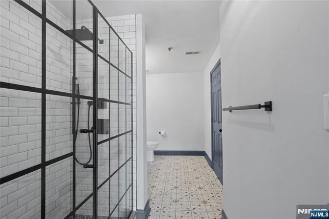 24 Ave At Port Imperial B37, West New York, NJ 07093