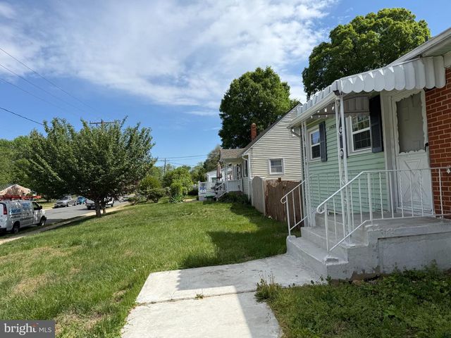 14212 FISHER AVE, Woodbridge, VA 22191