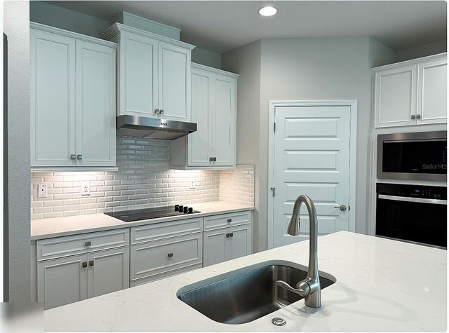 18386 OLIVER TWIST WAY, Winter Garden, FL 34787