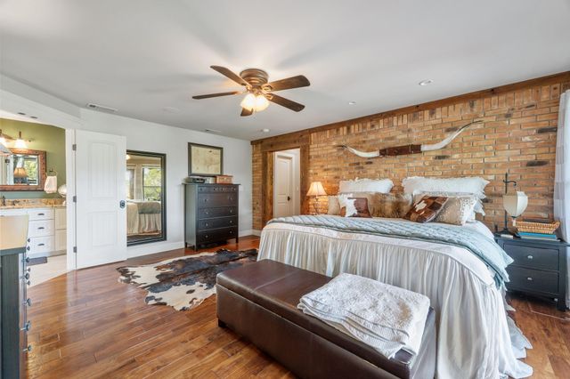 18000 Easy ST, Jonestown, TX 78645